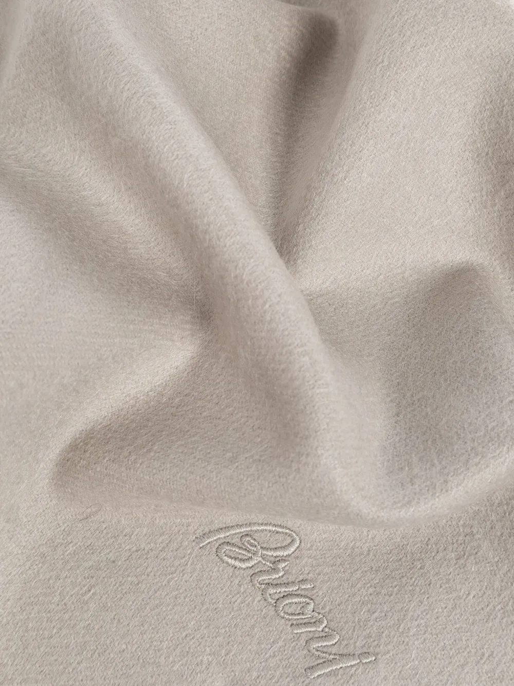 Brioni logo-embroidered fringe scarf Grijs