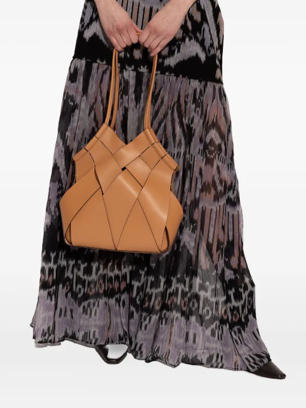 calledオカイユ　バッグ　新品 Ulla Johnson Charlotte Woven Leather Tote Bag | Brown | FARFETCH