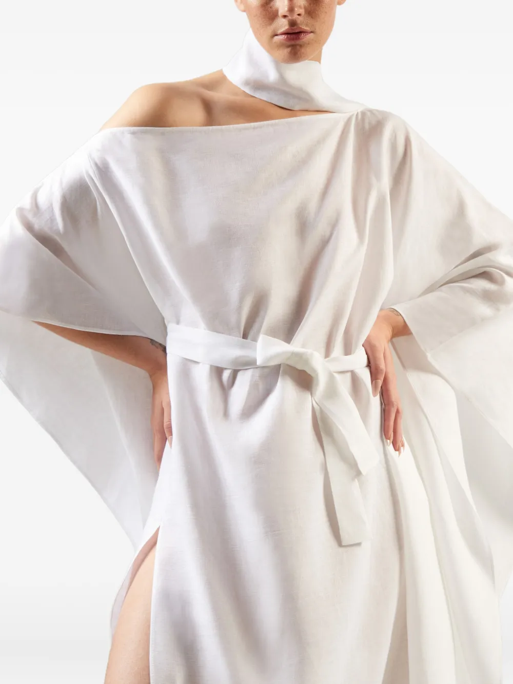 Taller Marmo Rio Grande maxi-jurk met asymmetrische hals Wit