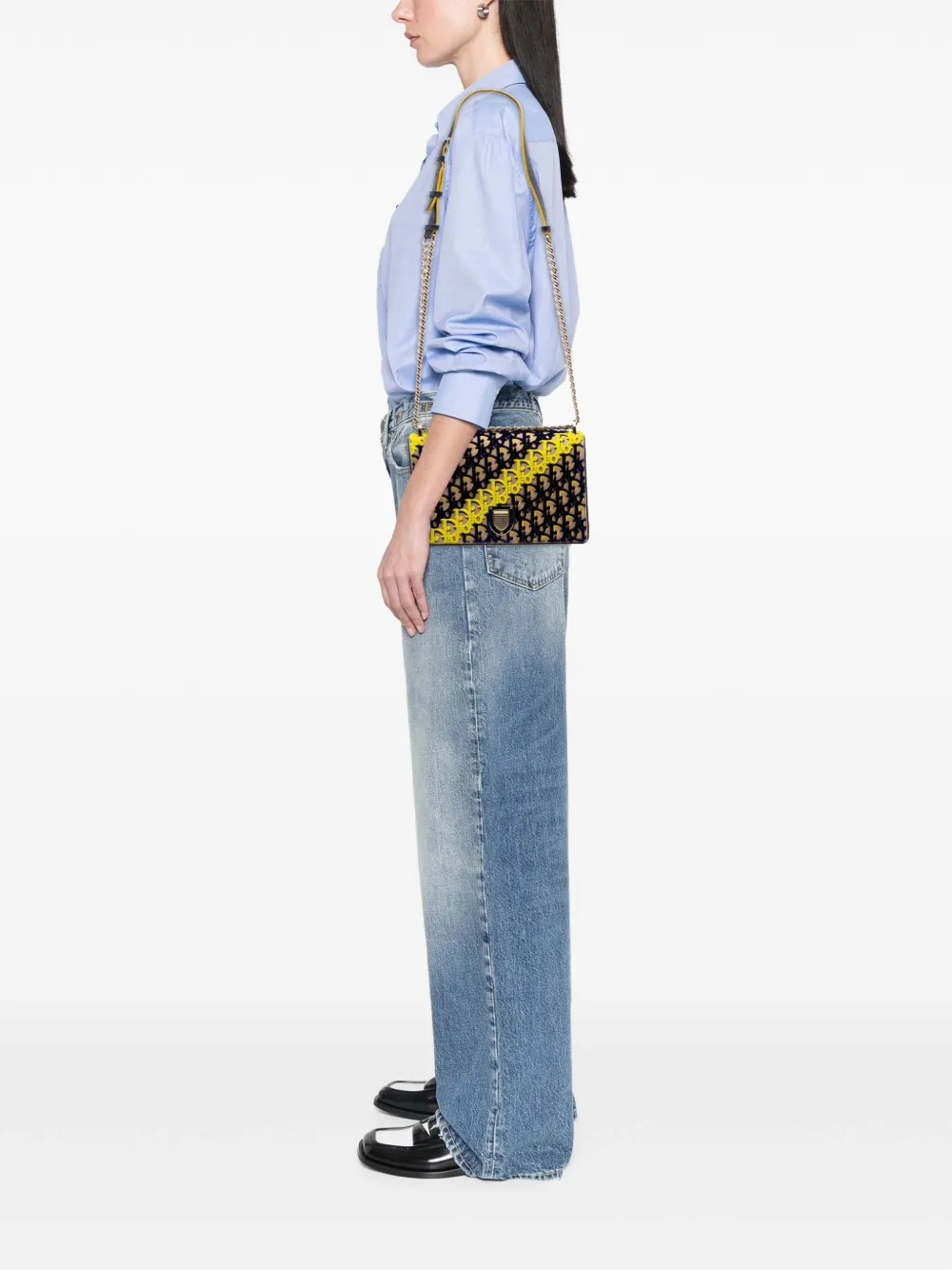 Christian Dior Pre-Owned 2016 Medium Oblique Canvas and Velvet Diorama Flap crossbody bag | Pre-Owned | Image 2