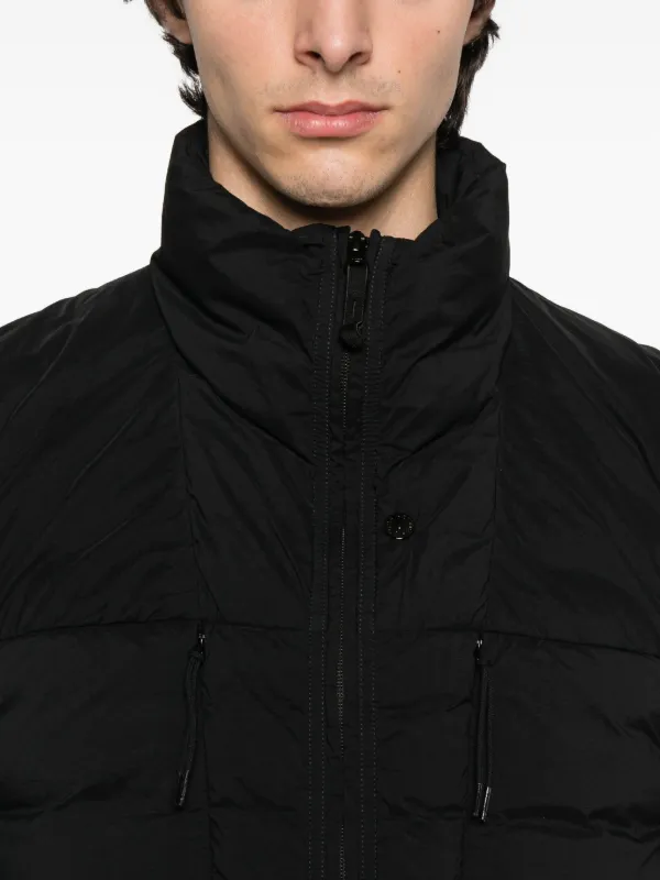 Stone Island ハイネック キルティングベスト | ブラック | FARFETCH JP