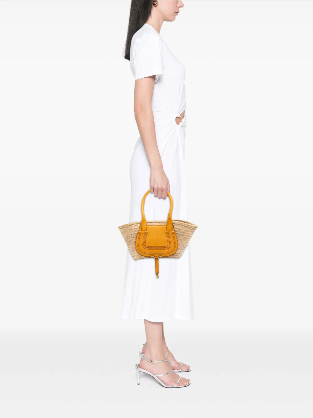 Chloé Pre-Owned 2022 Medium Raffia Marcie Basket tote bag | Pre-Owned | Image 2