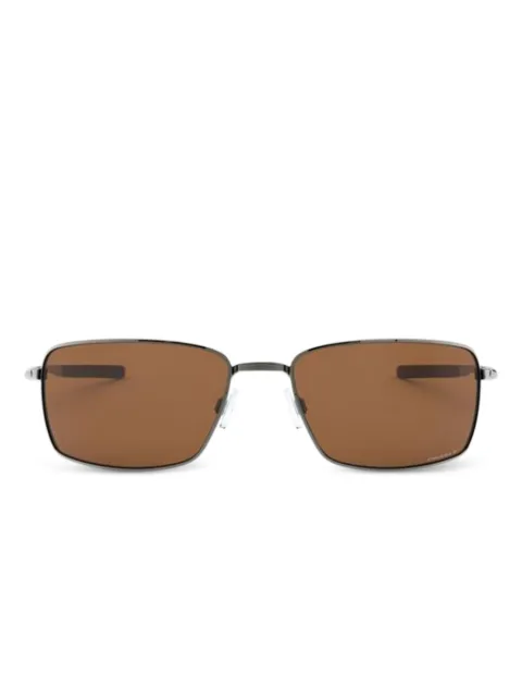 Oakley solglasögon med fyrkantiga bågar