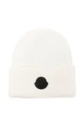 Moncler logo-patch waffle-knit beanie - White