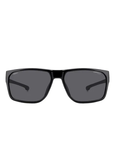 Carrera lentes de sol con armazón rectangular en colaboración con Ducati