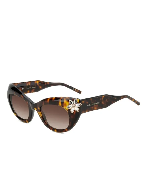 Carolina Herrera cat-eye Sunglasses | Brown | FARFETCH ID