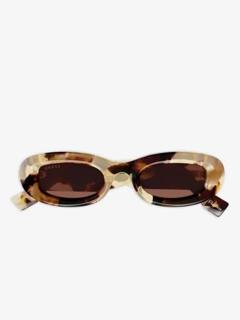 Gucci lentes de sol con armazón ovalada