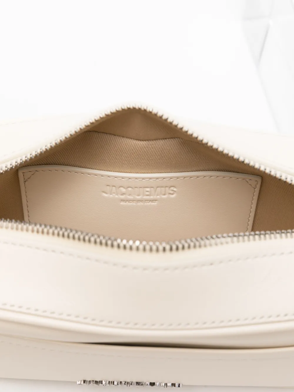Jacquemus The Banet leren schoudertas met logoplakkaat Beige