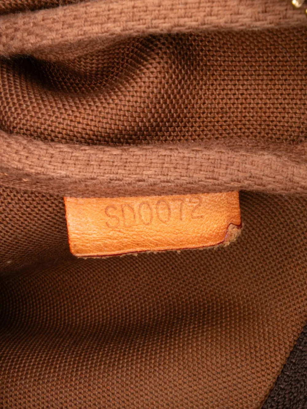 Pre-owned Louis Vuitton 2002 Monogram Pochette Accessoires Shoulder Bag In Brown