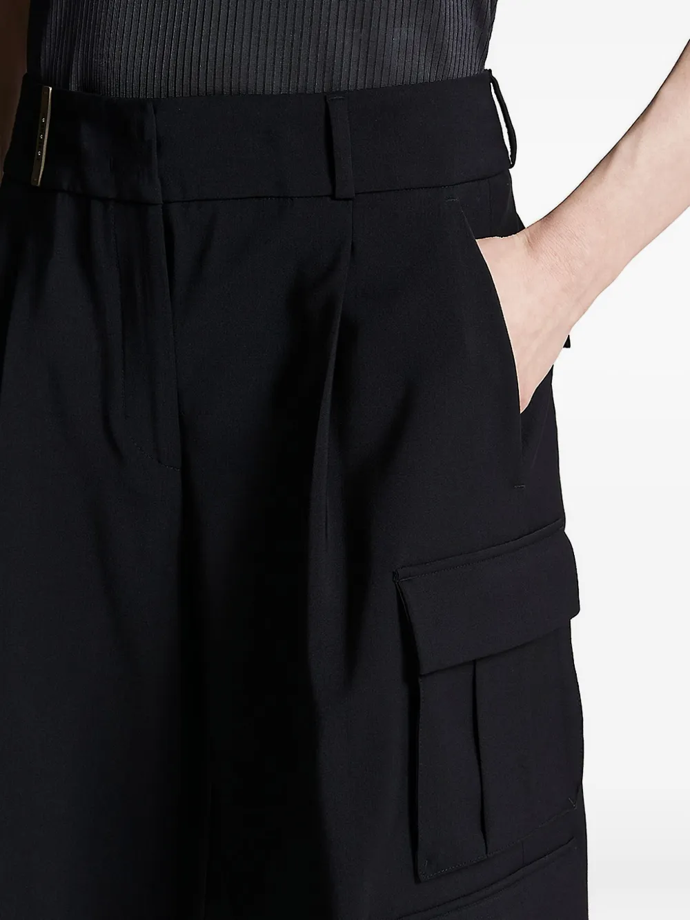 Peserico pleated cargo knee-lenght shorts Blauw