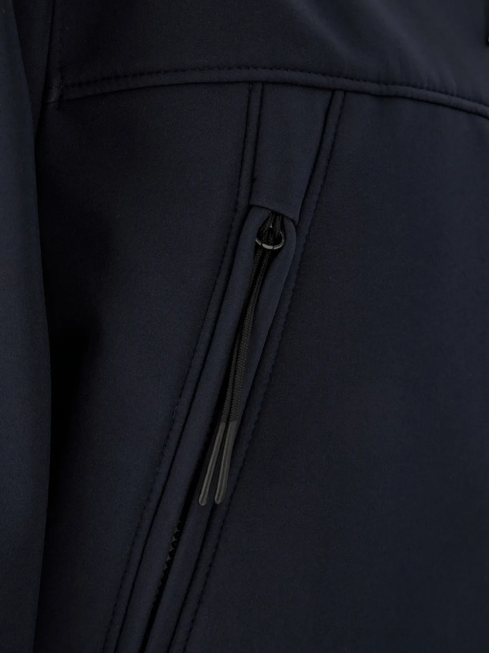 C.P. Company Jack met capuchon Zwart