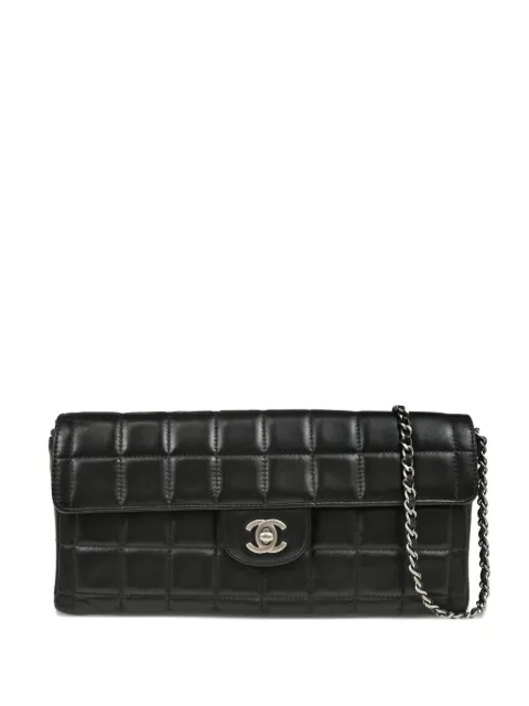 CHANEL Pre-Owned bolsa de hombro East West Choco Bar 2000