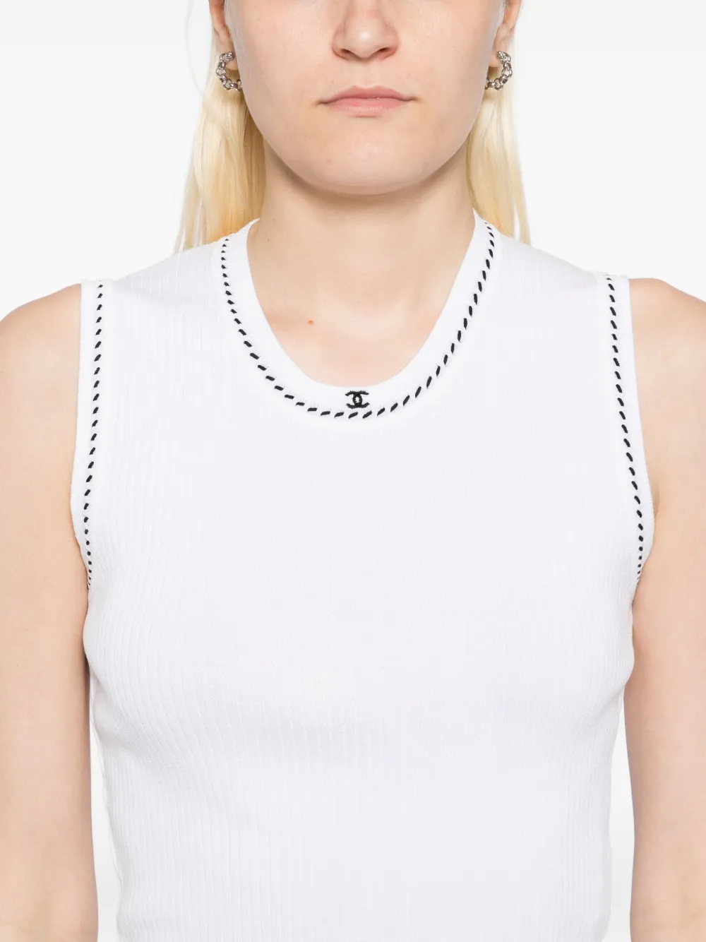 Pre-owned Chanel 1990-2000s Sleeveless Top In White