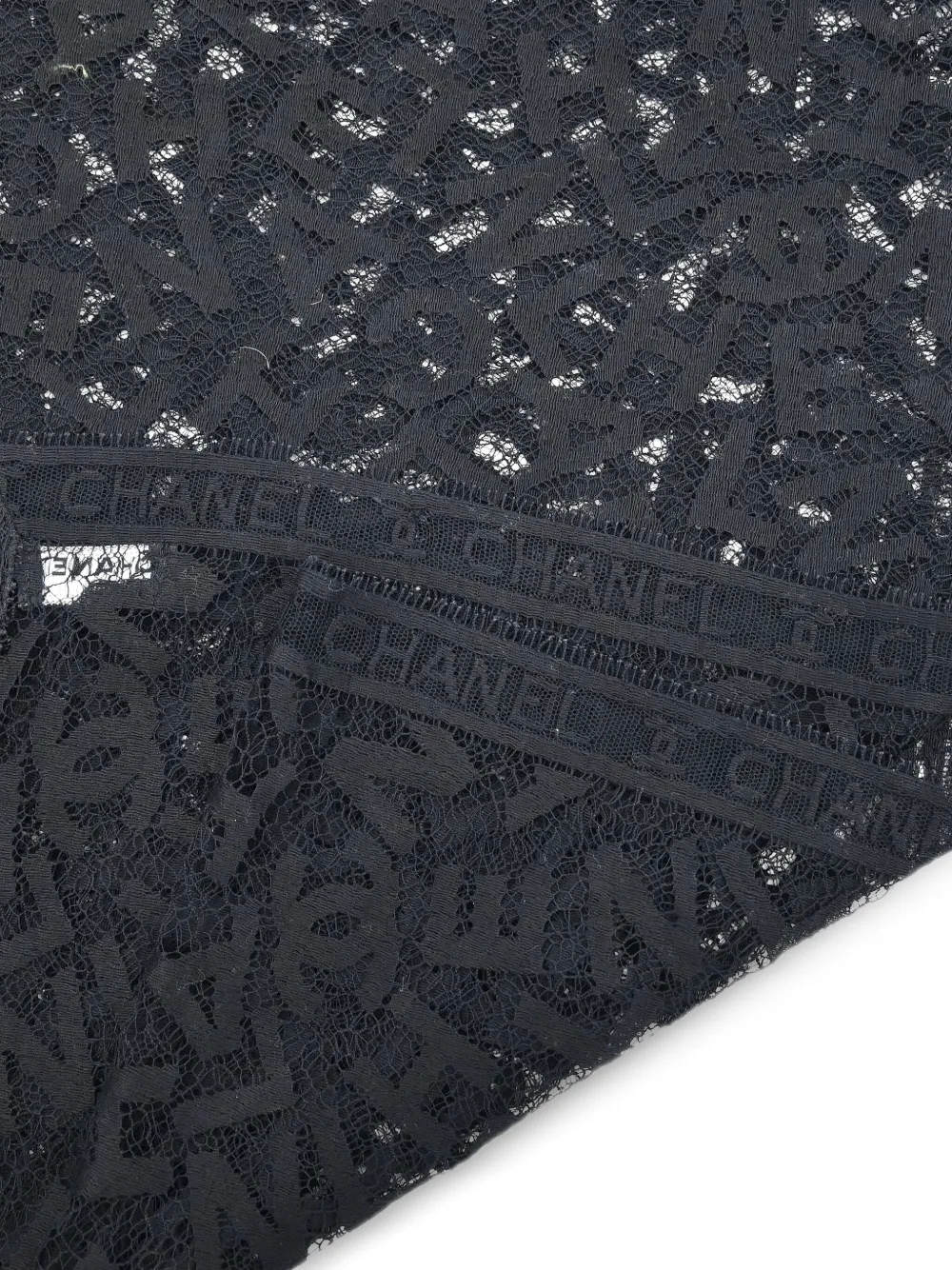 CHANEL Pre-Owned 1990-2000s lace-detailing scarf | Image 2