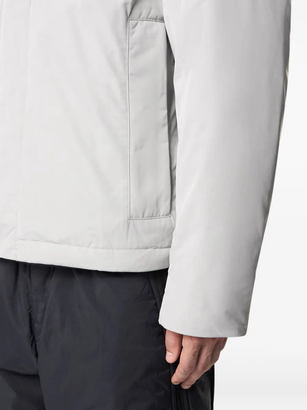 Stone Island logo-patch jacket Grijs