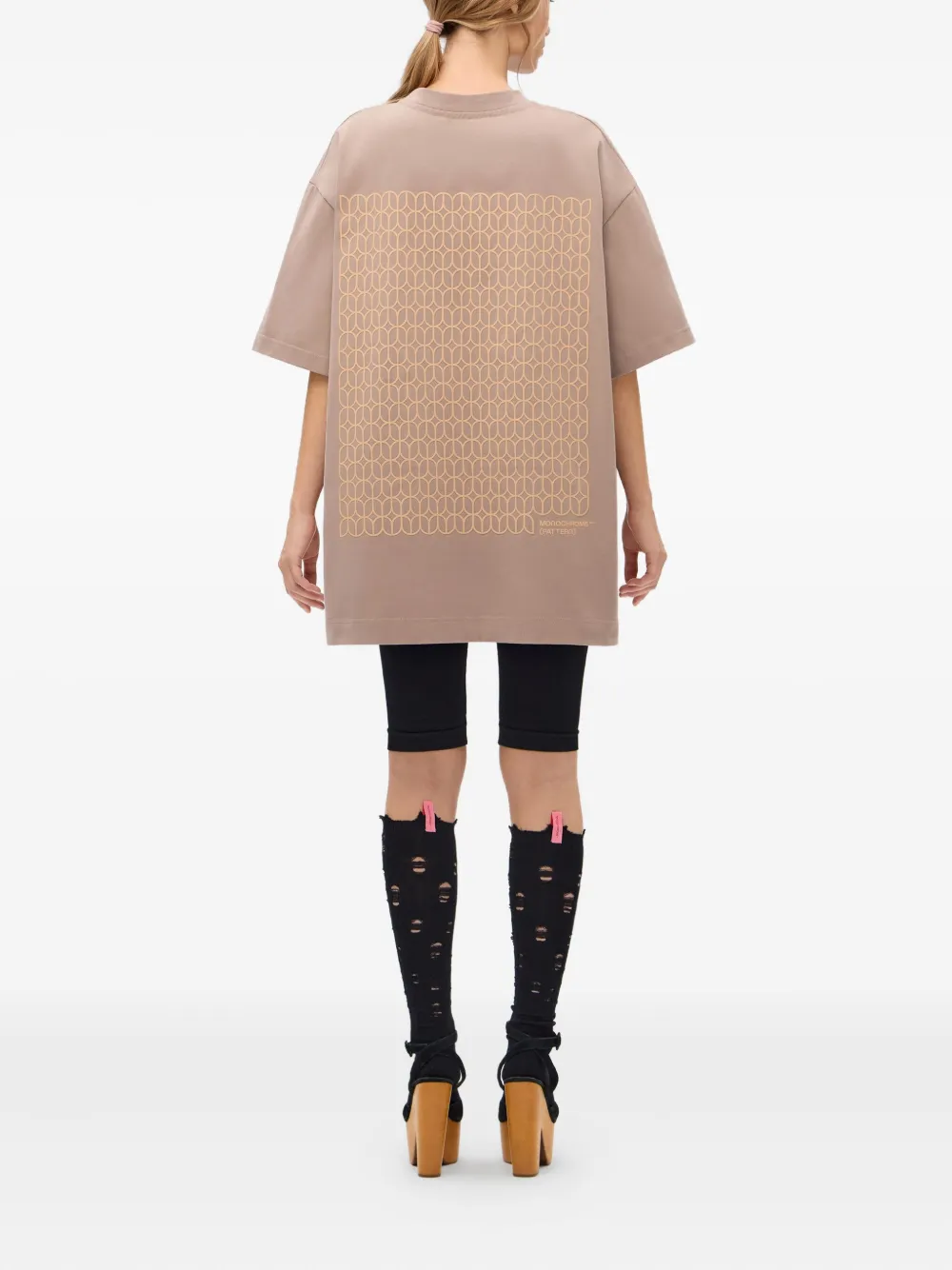 Monochrome Geometric-pattern T-shirt In Neutral