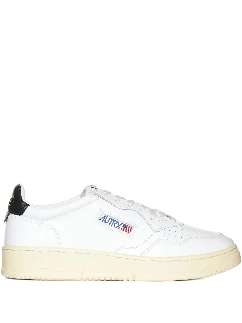 Autry Medalist logo leather trainers White