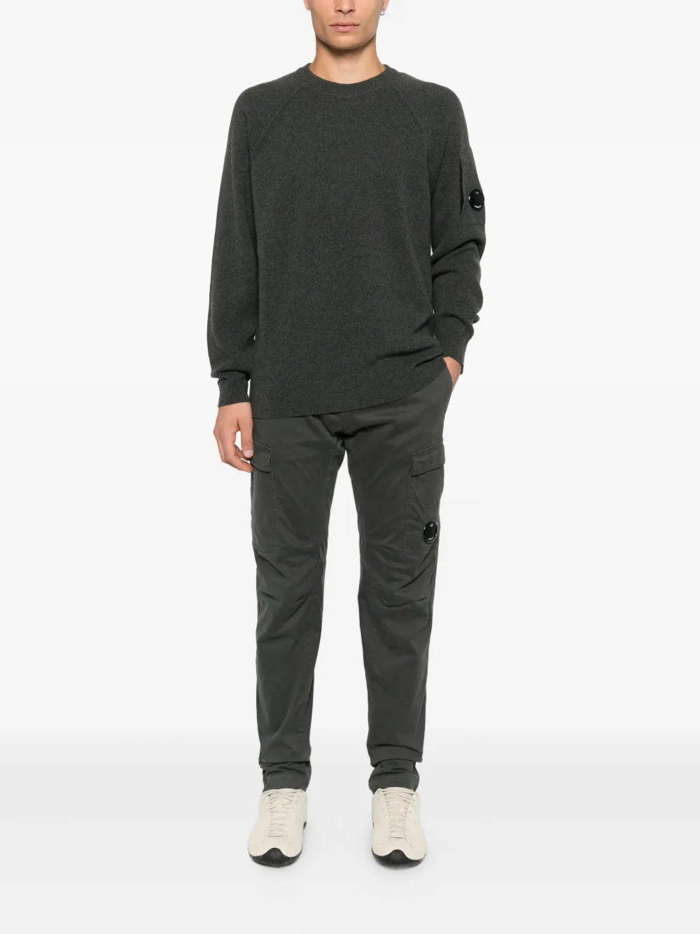 C.P. Company raglan-sleeve lens-detail sweater Groen