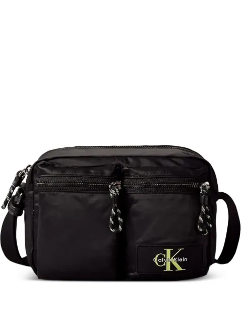 Calvin Klein شنطة ماسنجر بجيوب عملية