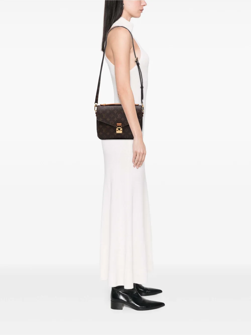 Louis Vuitton Pre-Owned 2020 Monogram Pochette Metis satchel | Pre-Owned | Image 2