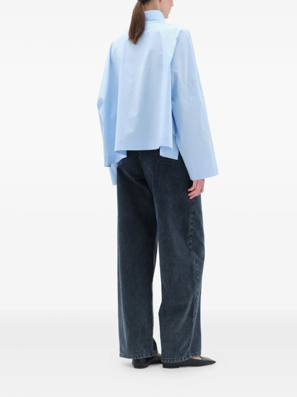 REMAIN Blouse met hoge hals en knoop Blauw