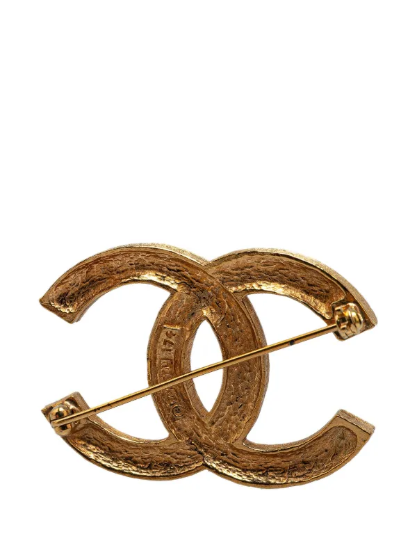 CHANEL Pre-Owned 1970-1980 Gold Plated CC Crystal Brooch Costume