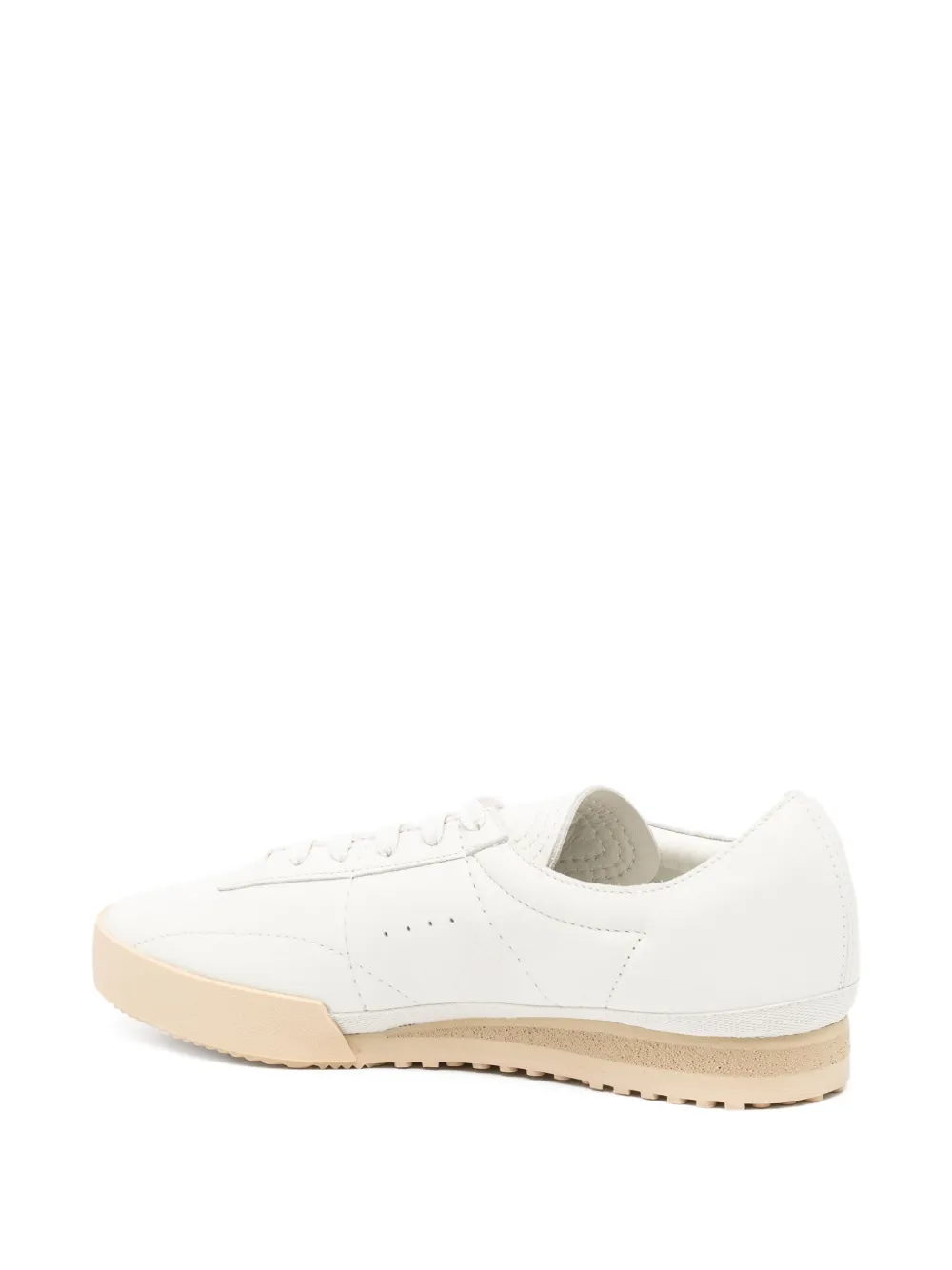 Lacoste Aura leather trainers White