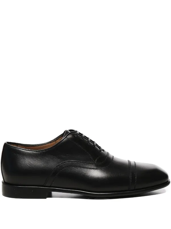 Ferragamo ブラック ローファー Ferragamo ブラックレザー ローファー