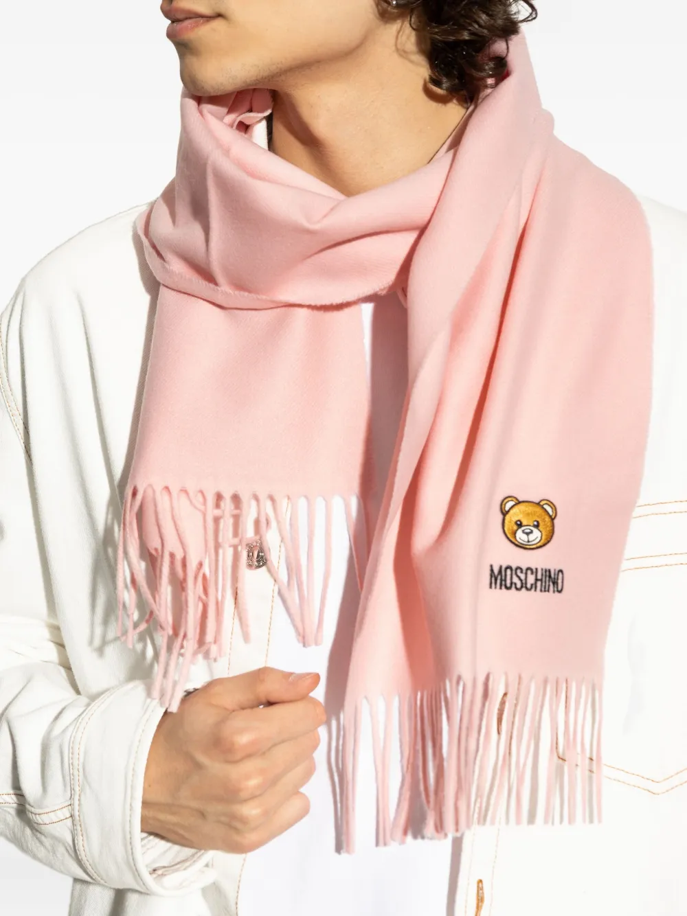 Moschino teddy bear-embroidered fringed scarf Roze