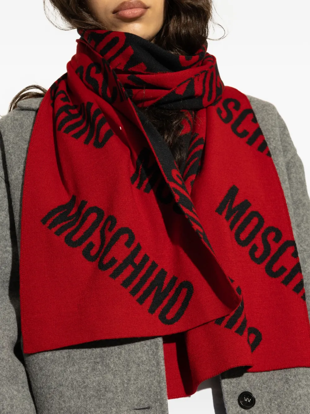 Moschino Logo-pattern Wool Scarf In Red