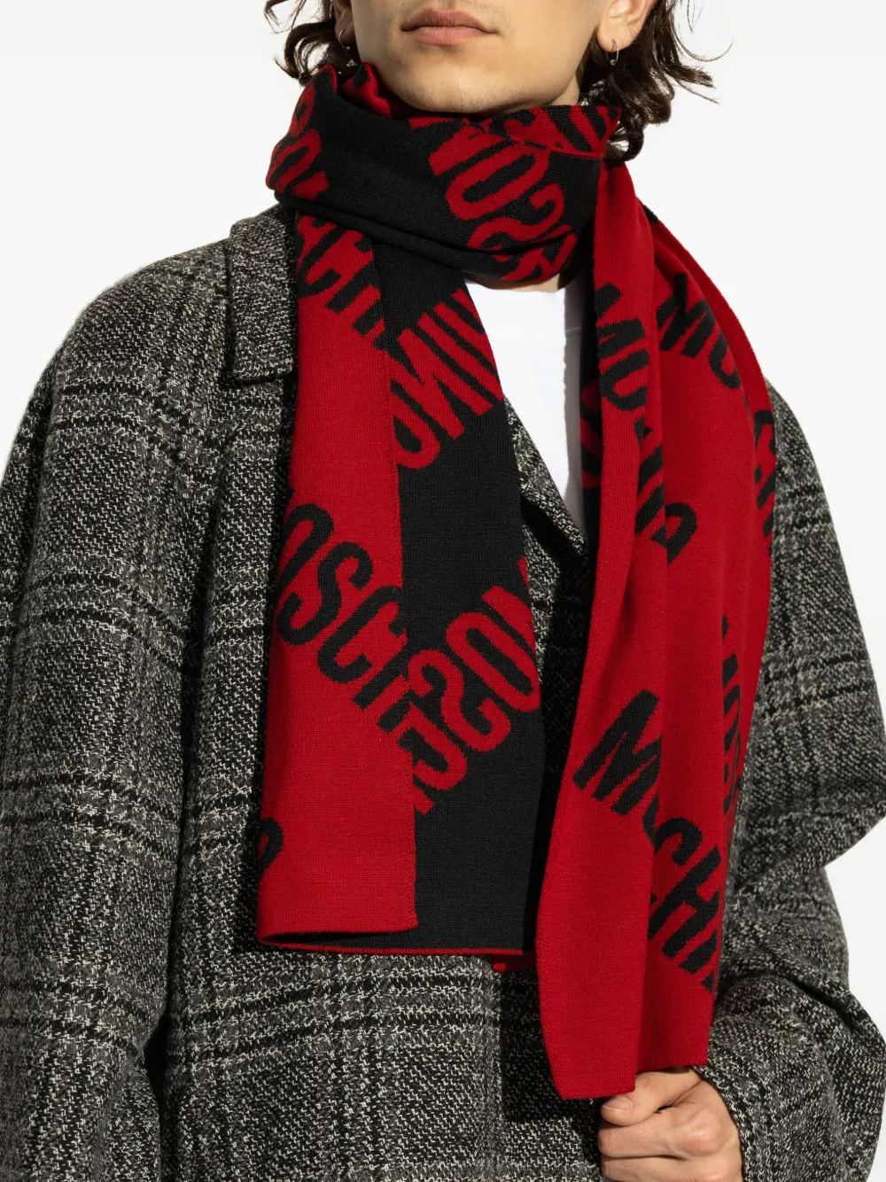 Moschino Logo-pattern Wool Scarf In Red
