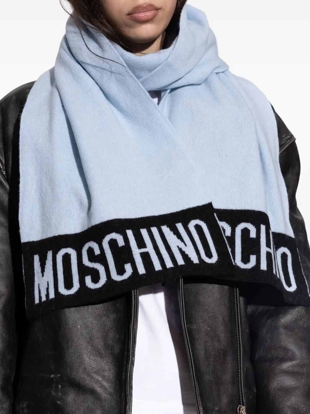 Moschino Gebreide sjaal met logodetail Blauw