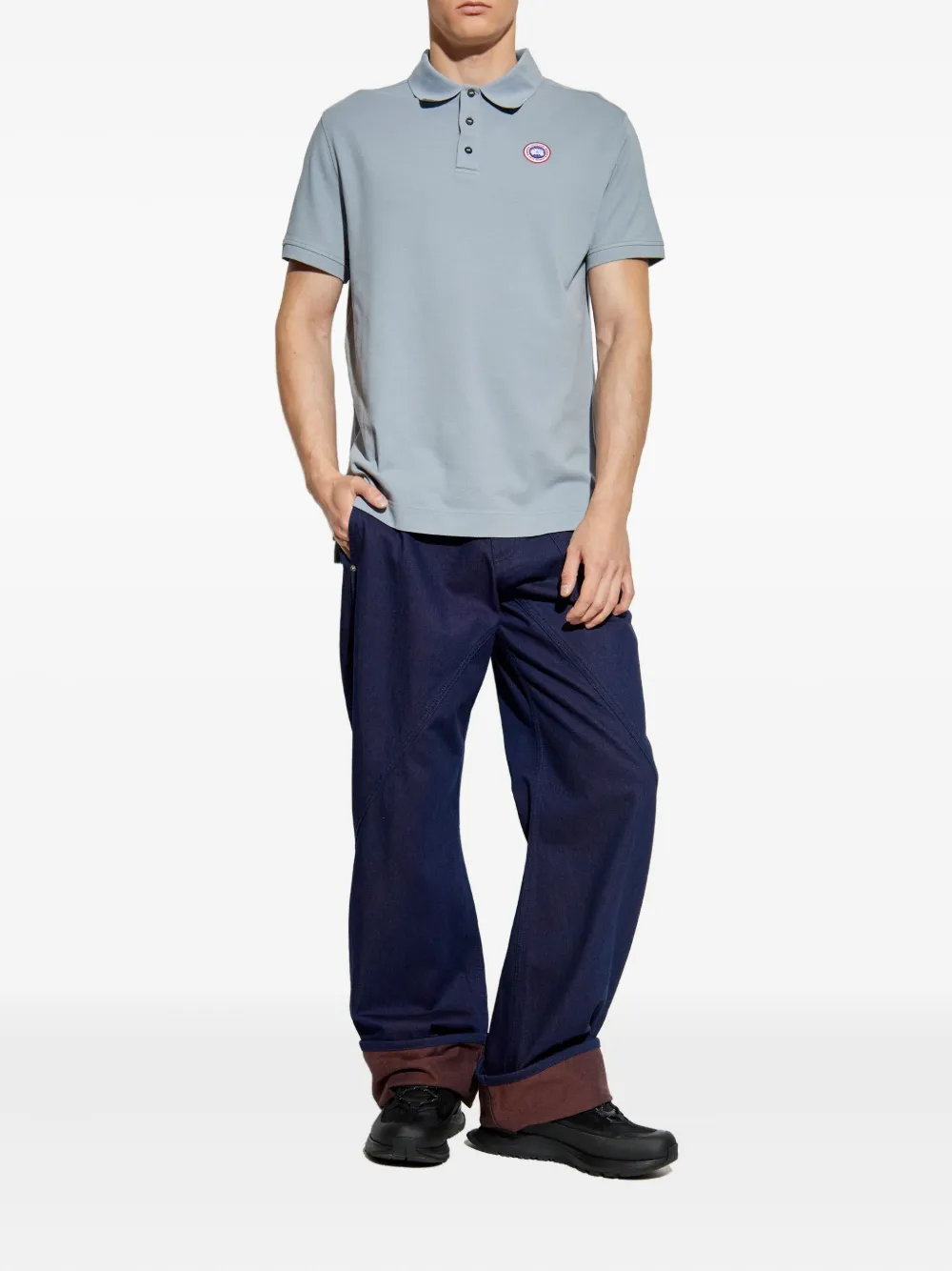 Canada Goose logo-patch polo shirt Blauw