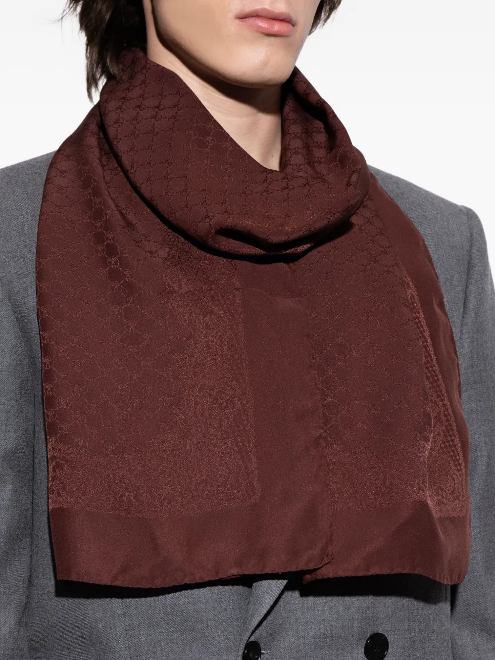 Moschino Zijden sjaal Bruin