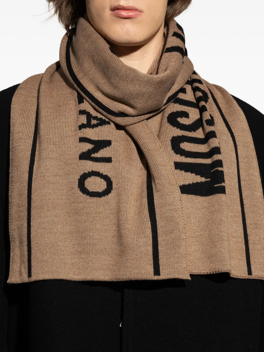 Moschino logo-intarsia scarf Beige