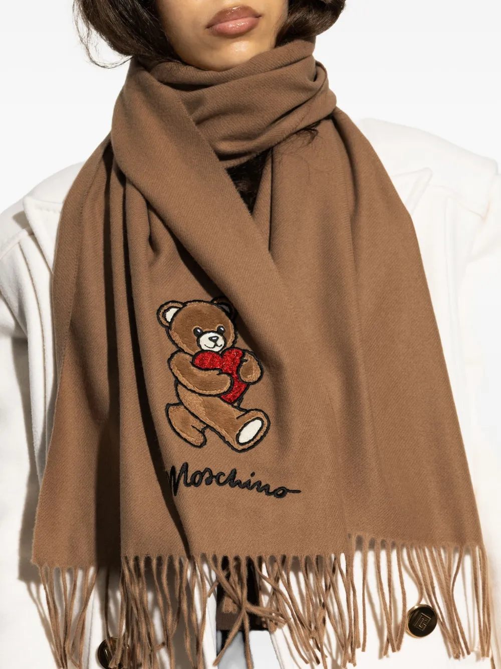 Moschino teddy heart-embroidered scarf Beige