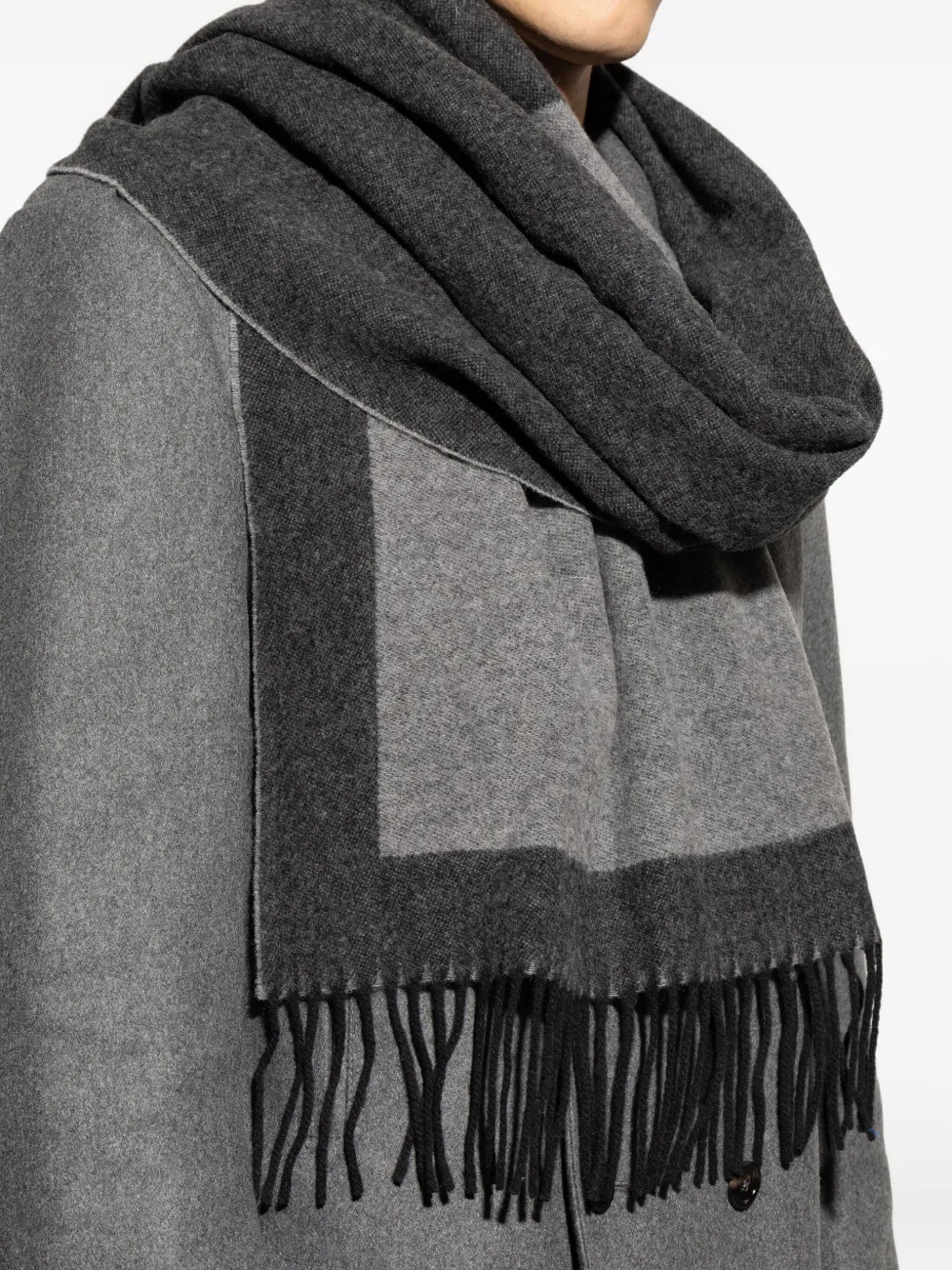 Moschino logo-print fringed scarf Grijs