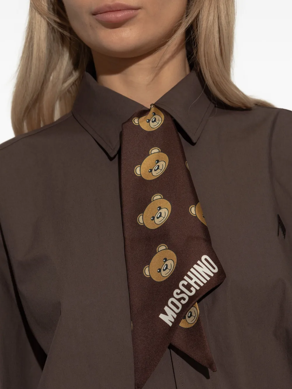 Moschino teddy-print silk scarf Bruin