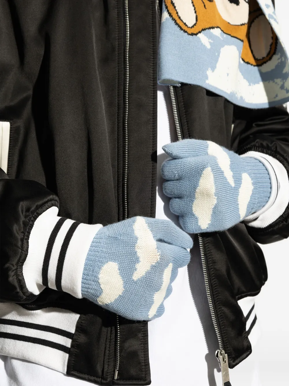 Moschino cloud-intarsia gloves Blauw