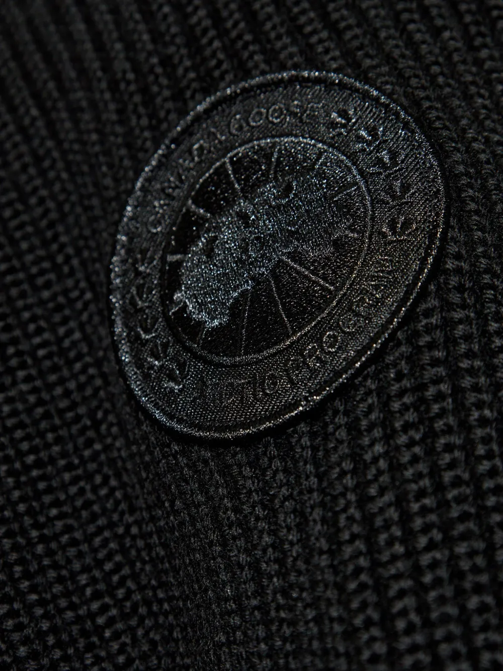 Canada Goose quilted hooded padded jacket Zwart