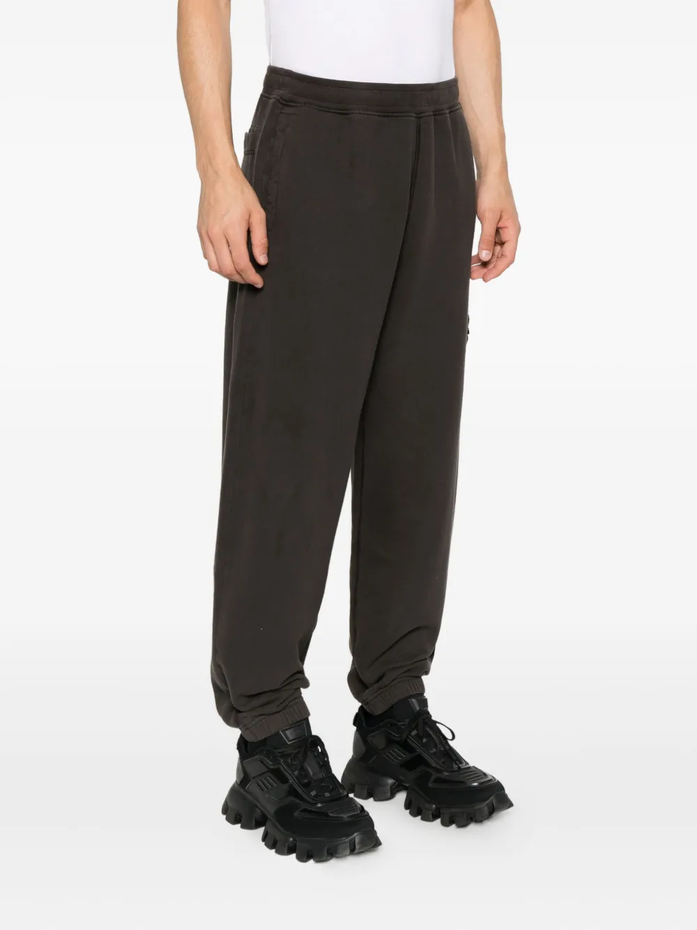 Stone Island 6200004 logo-patch cuffed trousers Grijs