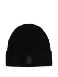 C.P. Company ribbed logo-patch beanie hat - Black
