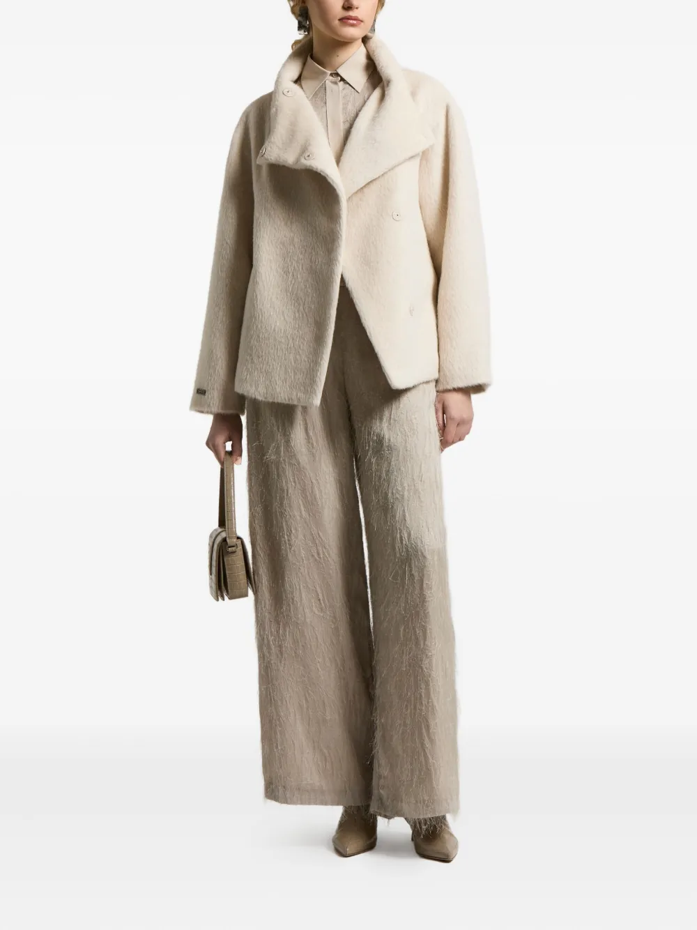 Peserico Jas met asymmetrische sluiting en hoge hals - Beige