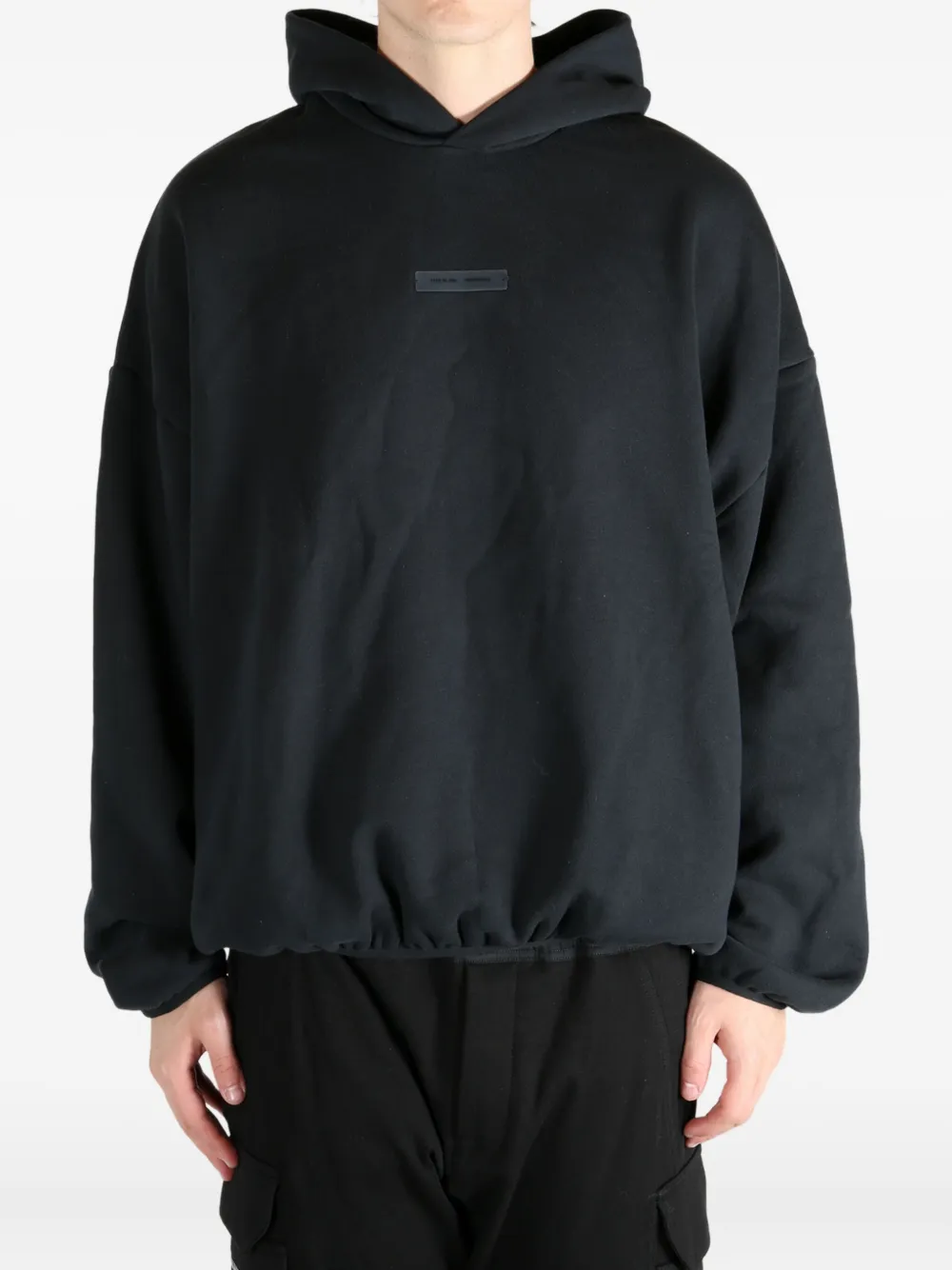 FEAR OF GOD ESSENTIALS logo-plaque hoodie Zwart