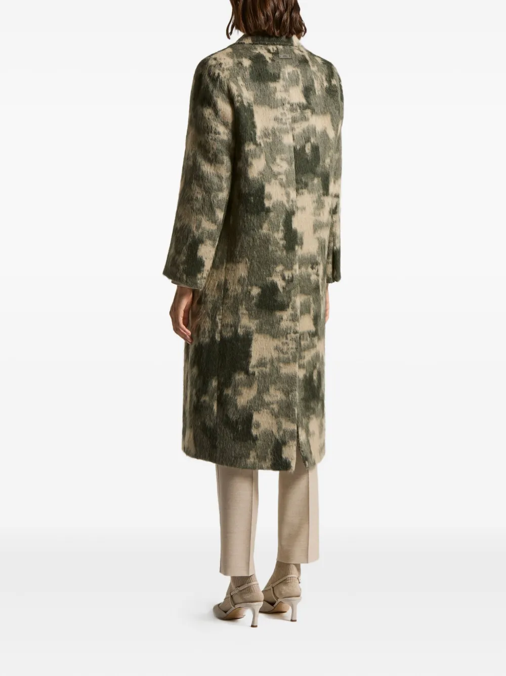 BUTTONED PATTERN COAT