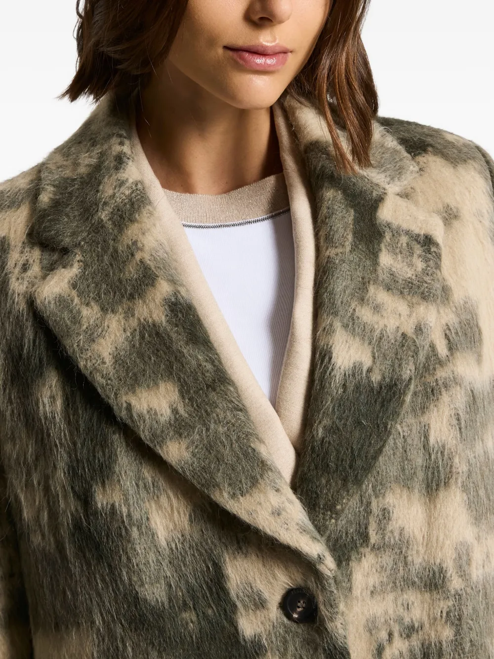 BUTTONED PATTERN COAT