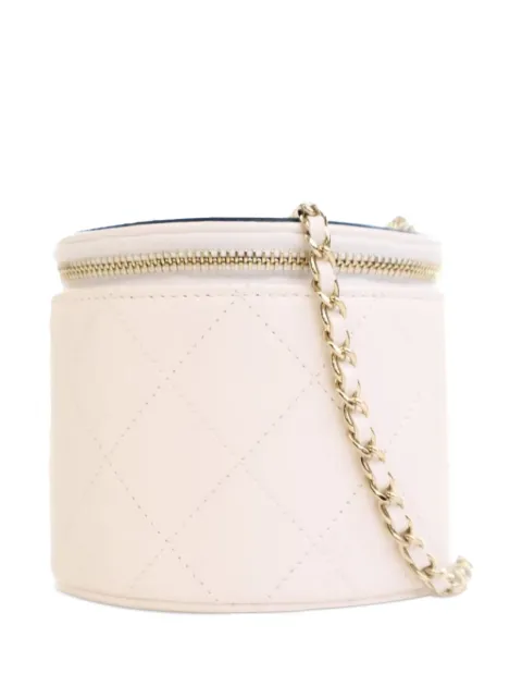 CHANEL Pre-Owned 2021 CC Lambskin Round Vanity Case crossbody bag