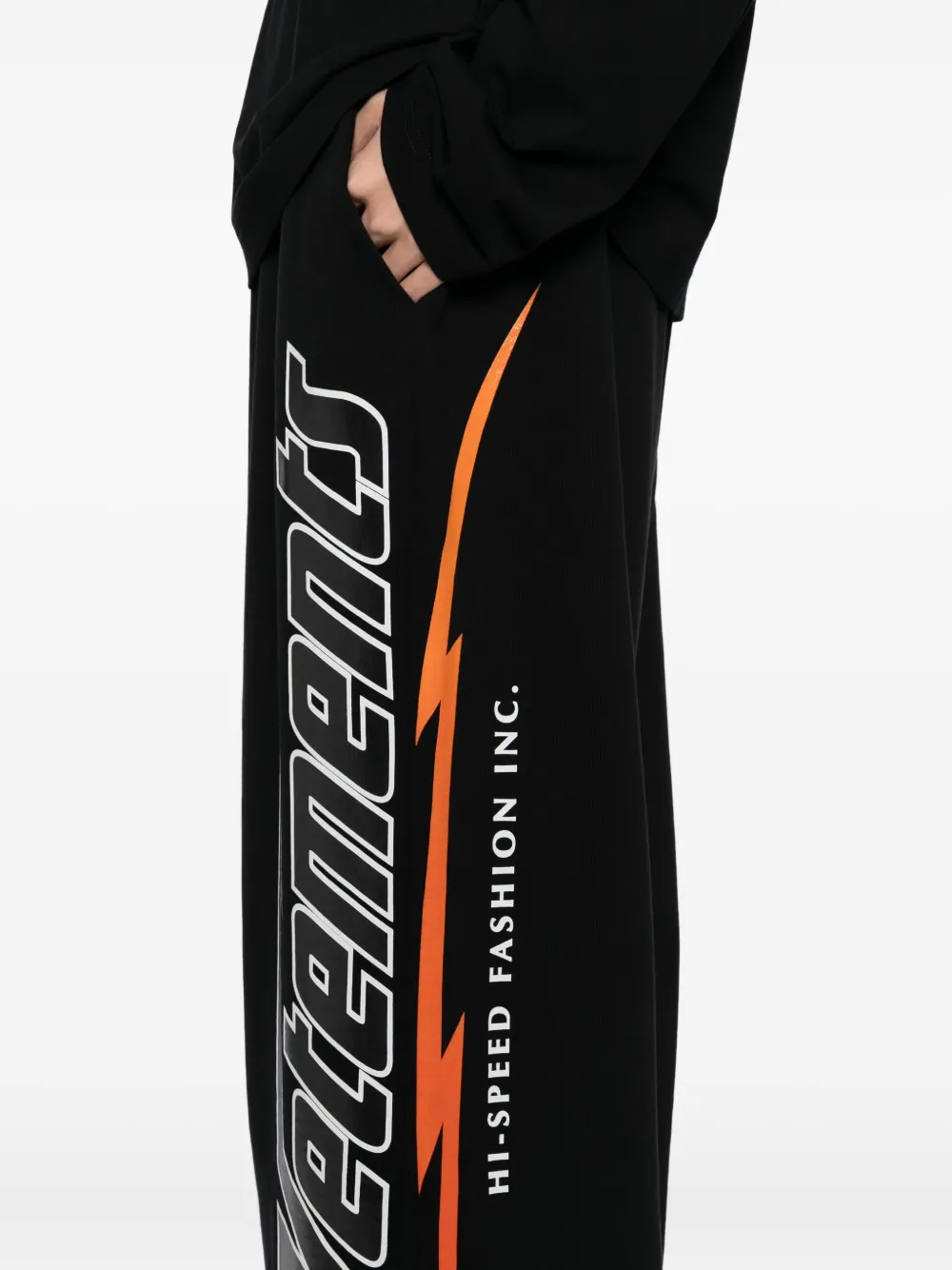 VETEMENTS Broek met grafische print Zwart