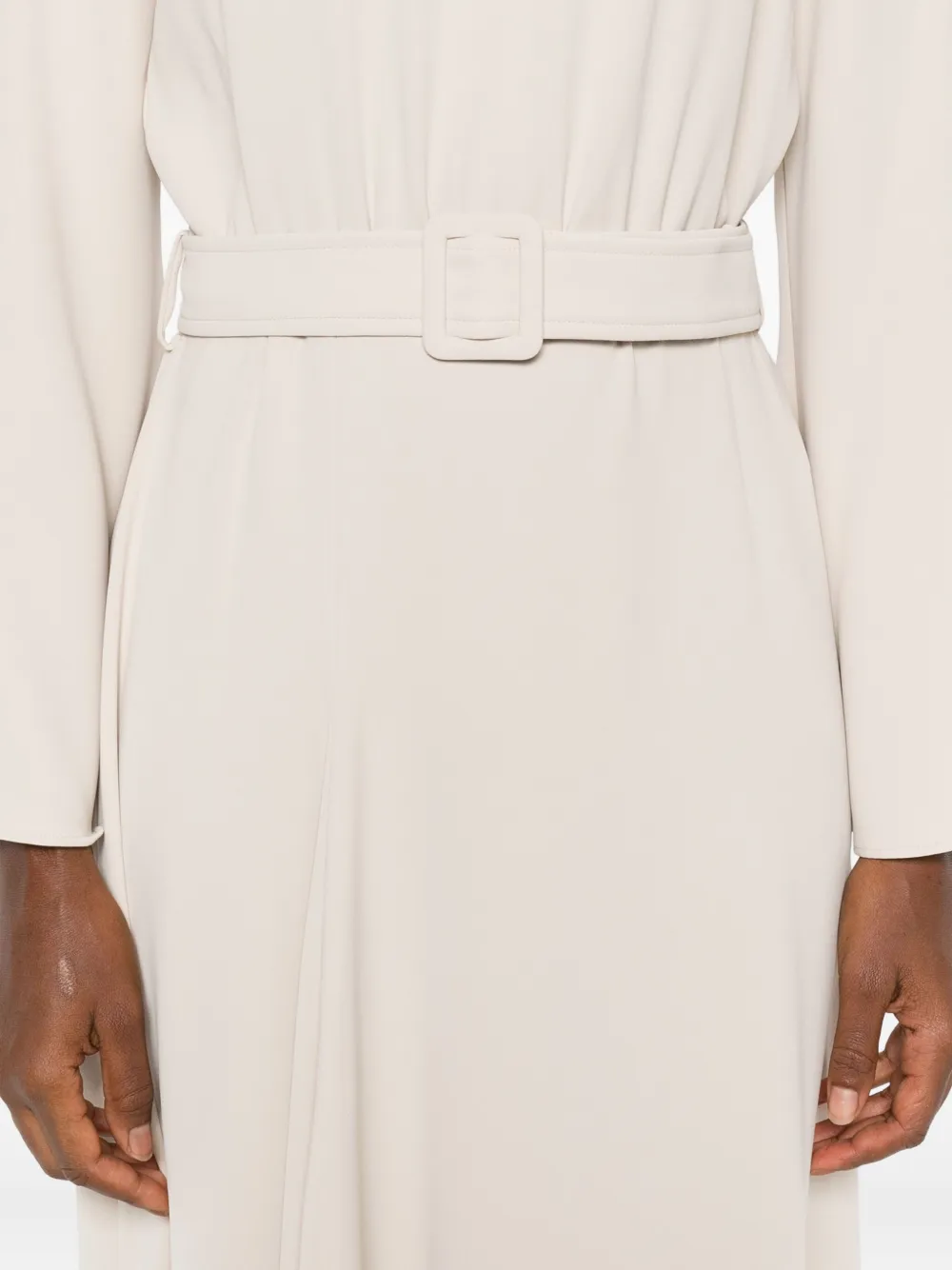P.A.R.O.S.H. Jurk met keyhole hals en ceintuur Beige