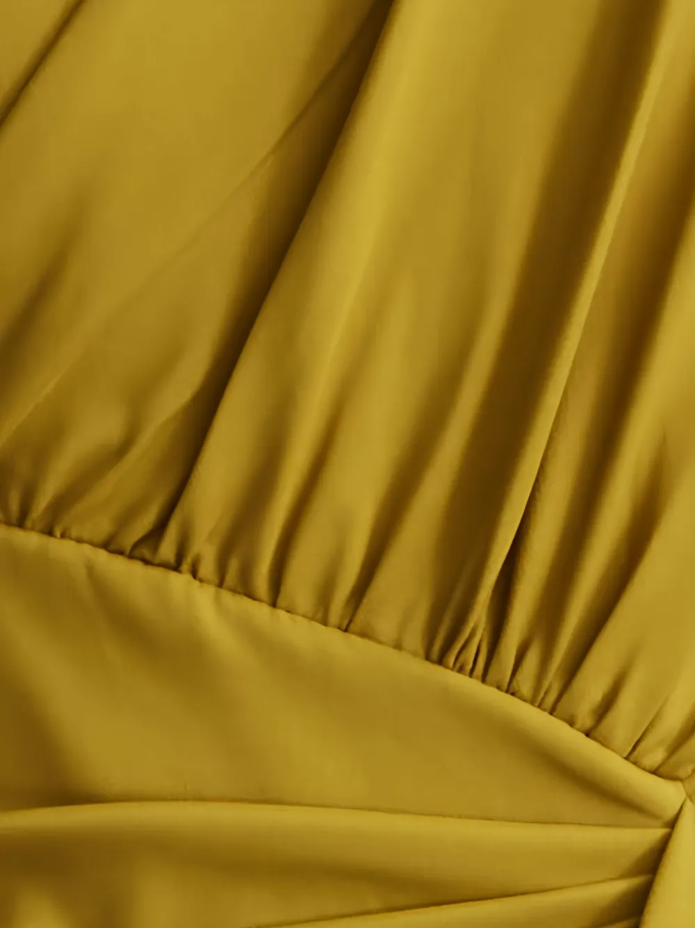 Tadashi Shoji Asymmetrische avondjurk met ruches Geel